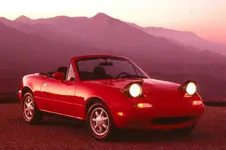 04-1990-Mazda-MX-5.webp