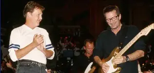 clapton g shock montserrat medio.webp