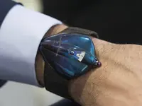 de-bethune-dream-watch-5-meteorite-8.webp