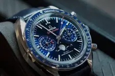 Omega-Speedmaster-Moonphase-Master-Chronometer_2-768x513.webp