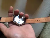 Bulova por detrás.webp