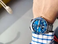 16940889006777352776123273458643.webp