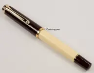 pelikan-m200-cafe-creme-2.webp