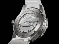 1183-170le-3-90-gw-ulysse-nardin-diver-chronometer-great-white-limited-edition-5.webp