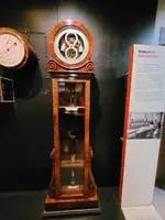 Electrical motor clock_Shepherd_1852_Museo Marítimo Nacional Greenwich-2023.webp