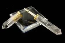 LAQUART Rock crystal fountain pen.webp