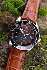 001 - PARNIS 200 DIVER.webp