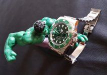 A Rolex Sub 116610LV 'Hulk' & Mate Argentino 01.jpg