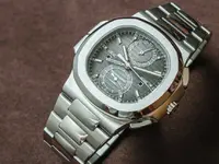 Patek-Philippe-5990-Nautilus-7.webp
