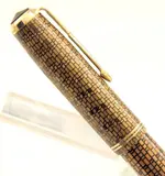 16 GOLDEN WEB 06.webp 16 GOLDEN WEB 06.webp