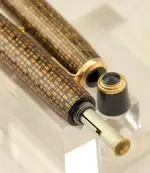 16 GOLDEN WEB 26.webp 16 GOLDEN WEB 26.webp