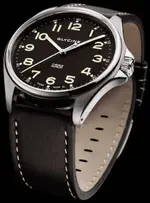 glycine-combat-6-manual-watch1.webp
