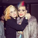 Katy Perry y su Bremont ALT1-C-RG.webp