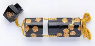 Inro style accesory pouch Sakura 04004(2).webp
