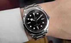 Tudor-BlackBay-36mm-wrist-2-940x572.webp
