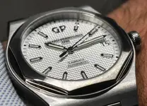 Girard-Perregaux-Laureato-0378.webp