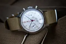 seagull-1963-chronograph-watch.webp