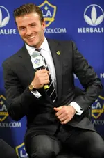 david-beckham-rolex-day-date-smiling-679x1024.webp
