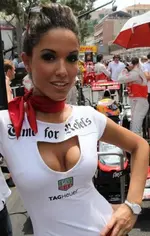 paddock-girls-formula-1-monaco-2012_27.webp