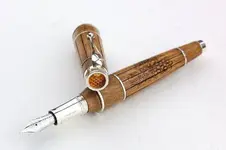 montegrappa Cognac-Fountain-Pen-4.webp