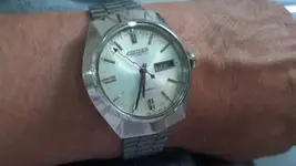 1490718869472-64067681.webp
