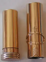 parker lipstick fuente Sam Fiorella 2.webp