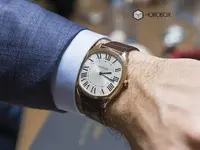 Cartier-Drive-de-Cartier-Sihh-2017-Extra-Thin-7.webp