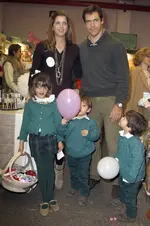 luis-alfonso-borbon-margarita-hijos-rastrillo-2012.webp