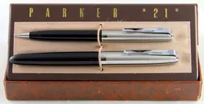 12 SET PARKER 21 NEGRO 04.webp