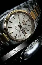 2982473496_41c19a48e0.webp