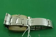 Tissot Sideral con tapa de fibra de vidrio y ''aujero''.webp