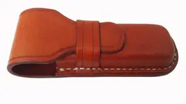 estuche-piel-plumas.webp