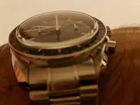 Omega Speedmaster Moonwatch Co-Axial Chronograph 44.25 mm Cal. 9300 Perfil.webp