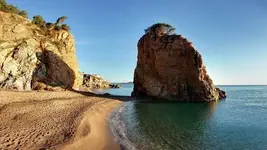 Cala-Illa-Roja-foto.webp