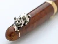 nakaya-rollstopper-cat-2.webp