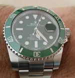 Rolex Submariner 40 mm Ref. 116610LV Aniversary Green 'Hulk' (2).webp