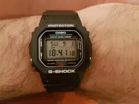 01 Casio G Shock 1545 Iluminator (2007).webp
