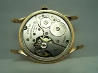 girard-perregaux-de-oro-18-kcalibre-12.webp
