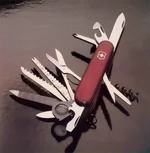 400x407_Victorinox Champion circa 1985.webp