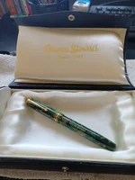 CS la pluma en su estuche 3ª.webp CS la pluma en su estuche 3ª.webp