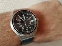 Swatch Sistem51 Irony Sistem Arrow (YIS403) (2017) 01.webp