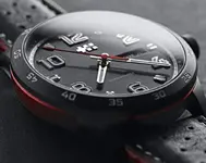 Christopher-Ward-C7-Rapide-Day-Date-COSC-Limited-Edition-5.webp