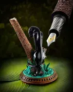 Panther-Desk-Pen.webp