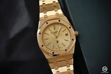 SIHH-2017-Audemars-Piguet-Royal-Oak-Extra-Thin-15202-Yellow-Gold-6.webp