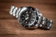 Grand-Seiko-Hi-Beat-Professional-600m-divers-SBGH255-evi.webp