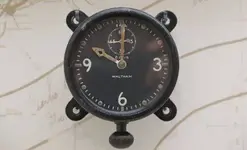 Smithsonian_Lindbergh_Waltham_8_Days_Clock_Closeup_regular.webp Smithsonian_Lindbergh_Waltham_8_Days_Clock_Closeup_regular.webp