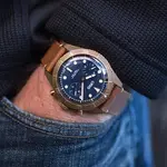 Oris-Carl-Brashear-Chrono-LE-1.webp