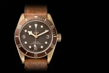 Tudor-Heritage-Black-Bay-Bronze-79250BM-Manufacture-Movement-chronometer-Baselworld-2016-1.webp