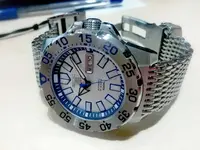 P80110-100911-001-001.webp