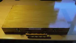 caja plumas y bote cristal tinta 012.webp